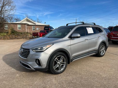 Used 2019 Hyundai Santa Fe XL image 3