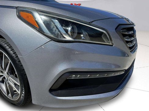 Used 2015 Hyundai Sonata Sport 2.0T image 10