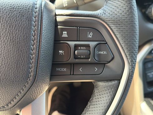 New 2026 Toyota Tundra Limited AWD/4WD image 18