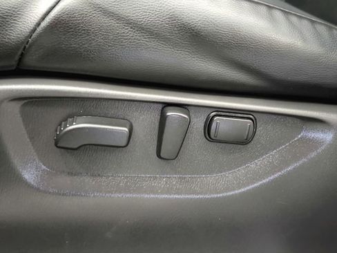 Used 2024 Nissan Armada SL image 33