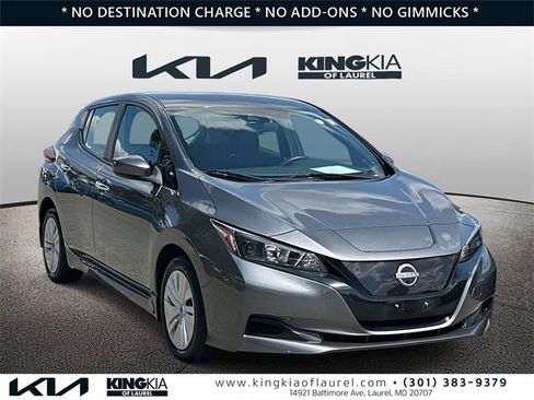 Used 2023 Nissan Leaf S image 1