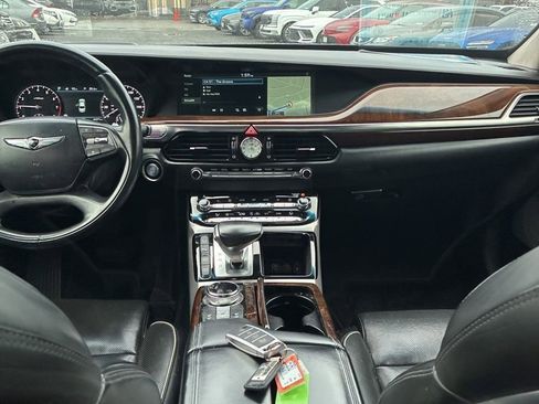 Used 2018 Genesis G90 3.3T Premium image 7