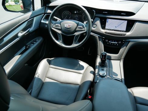 Used 2024 Cadillac XT5 Sportv w/ LPO, Floor Liner Package AWD/4WD image 7