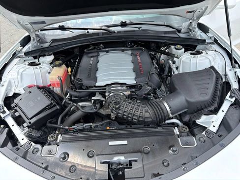 Used 2021 Chevrolet Camaro SS RWD image 33
