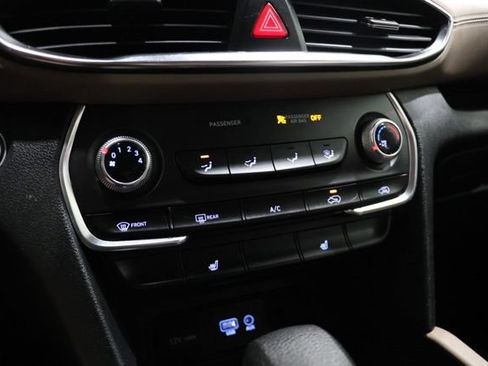 Used 2020 Hyundai Santa Fe SEL FWD image 24