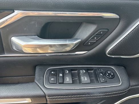 Used 2021 RAM 1500 Laramie AWD/4WD image 22