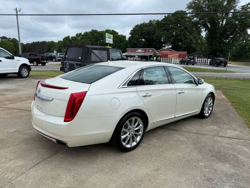 Used 2013 Cadillac XTS Luxury w/ Driver Awareness Package FWD image 4