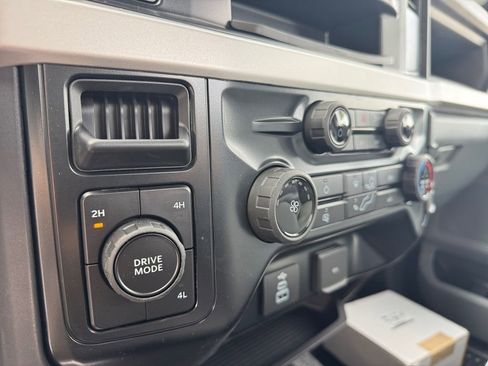 New 2026 Ford F450 XL w/ XL Chrome Package image 36