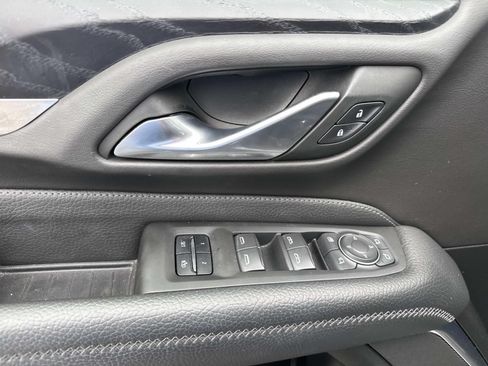 Used 2022 GMC Yukon Denali RWD image 19