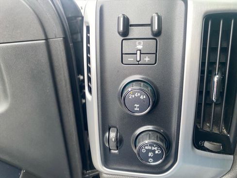 Used 2018 GMC Sierra 2500 SLT w/ Snow Plow Prep Package image 16