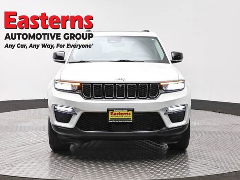 Used 2023 Jeep Grand Cherokee 4WD 4xe w/ Luxury Tech Group II image 2
