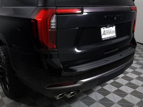 Used 2025 GMC Yukon XL AT4 Ultimate image 59