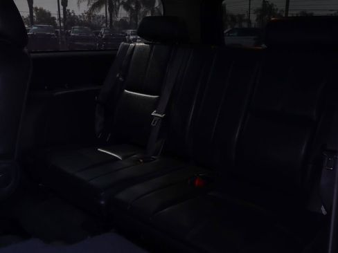 Used 2013 Chevrolet Suburban 2500 LT AWD/4WD image 41