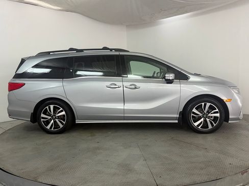 Used 2019 Honda Odyssey Elite image 5