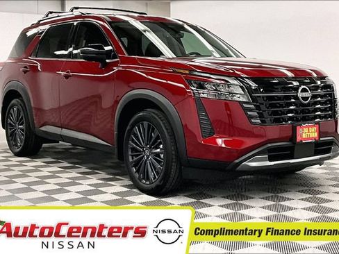 New 2026 Nissan Pathfinder SL w/ SL Premium Package AWD/4WD image 1