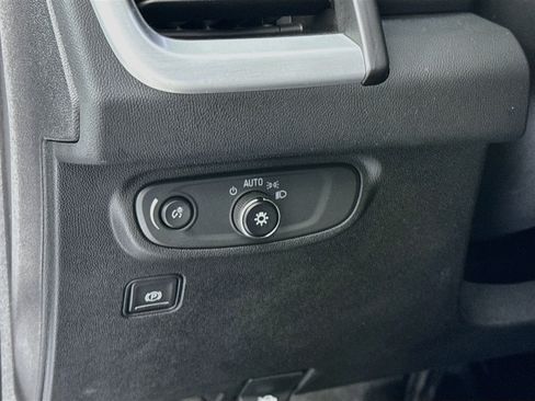 Used 2018 GMC Terrain SLE FWD image 10