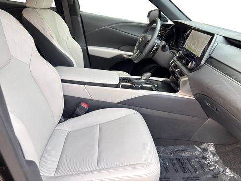 Used 2023 Lexus RX 350 Premium w/ Accessory Package (K3) FWD image 17