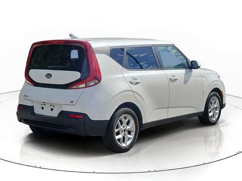Used 2020 Kia Soul S FWD image 4