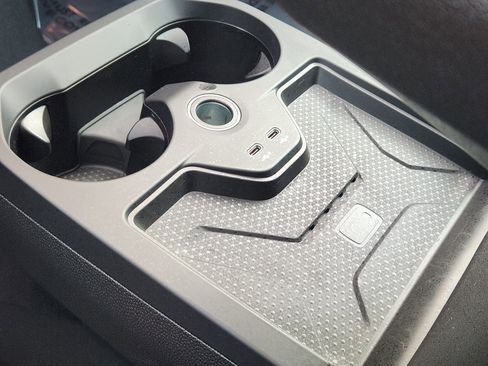 Used 2023 BMW iX M60 image 19