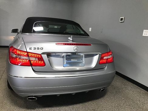 Used 2012 Mercedes-Benz E 350 Cabriolet image 8