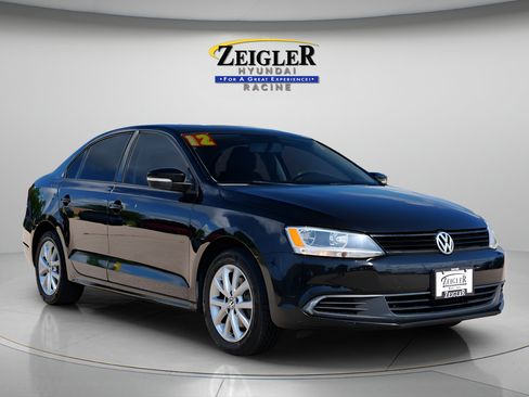 Used 2012 Volkswagen Jetta SE FWD image 1