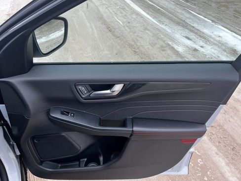 Used 2025 Ford Escape ST-Line Select image 35