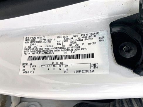 Used 2019 Ford F250 Lariat w/ Chrome Package image 8