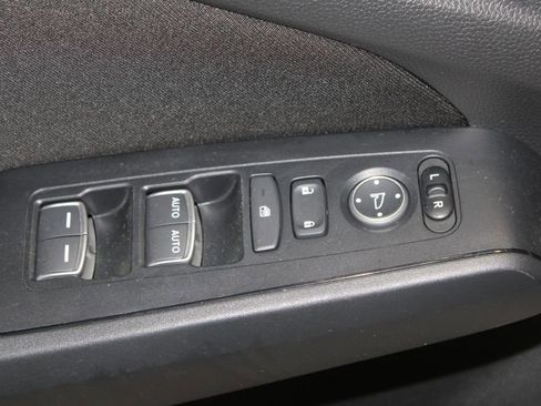 Used 2022 Honda Civic Sport image 9