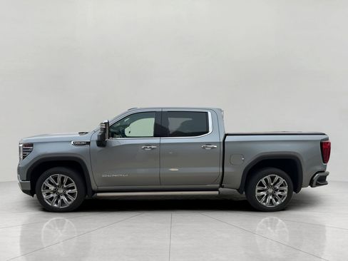 Used 2024 GMC Sierra 1500 Denali w/ Denali Reserve Package image 6