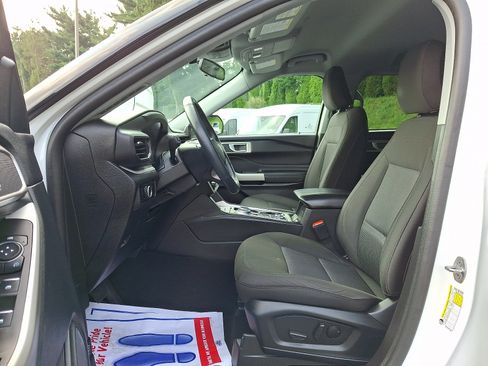 Certified 2023 Ford Explorer XLT AWD/4WD image 15
