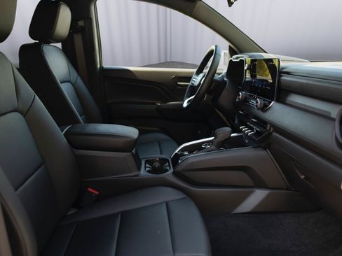 New 2025 Chevrolet Colorado Trail Boss AWD/4WD image 24