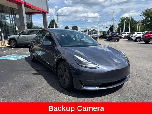 Used 2023 Tesla Model 3 Standard Range RWD image 8
