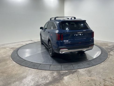 New 2025 Kia Sorento S image 7