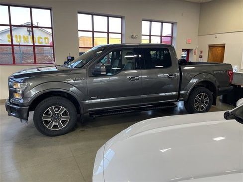 Used 2015 Ford F150 Lariat image 4