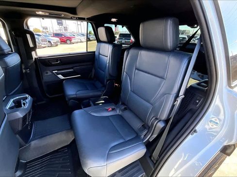 Used 2025 Toyota Sequoia Platinum image 20