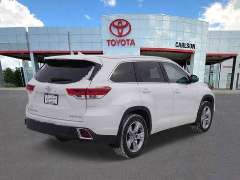 Certified 2019 Toyota Highlander Limited image 4