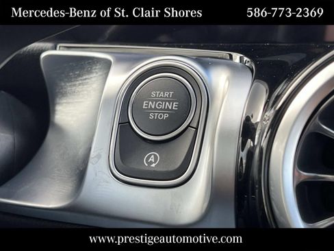 Used 2026 Mercedes-Benz GLB 250 4MATIC image 33