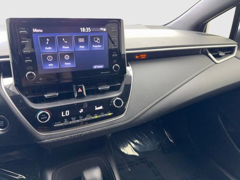 Used 2021 Toyota Corolla SE FWD image 24