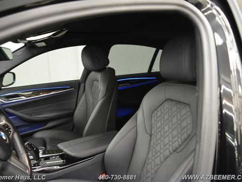 Used 2023 BMW 530i w/ M Sport Package RWD image 17