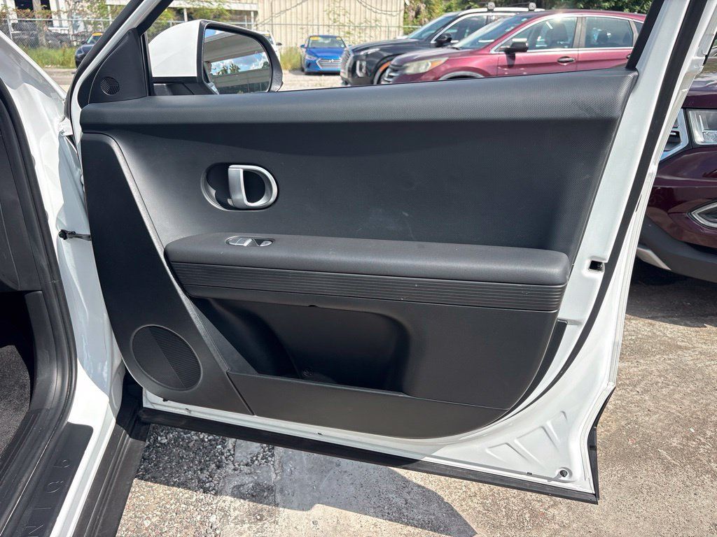 Used 2024 Hyundai Ioniq 5 SEL RWD image 20
