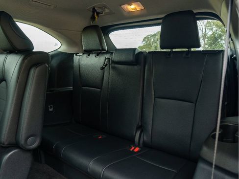 Used 2026 Toyota Highlander XLE AWD/4WD image 15
