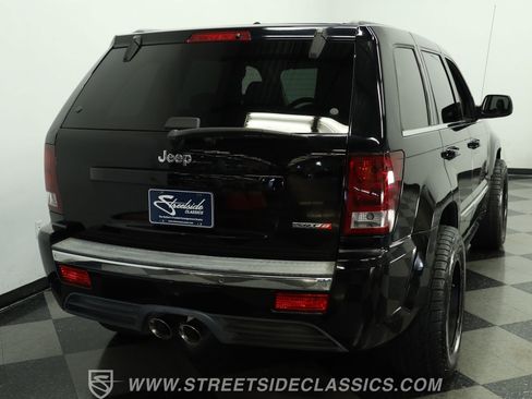 Used 2006 Jeep Grand Cherokee SRT8 w/ SRT Option Group I image 9