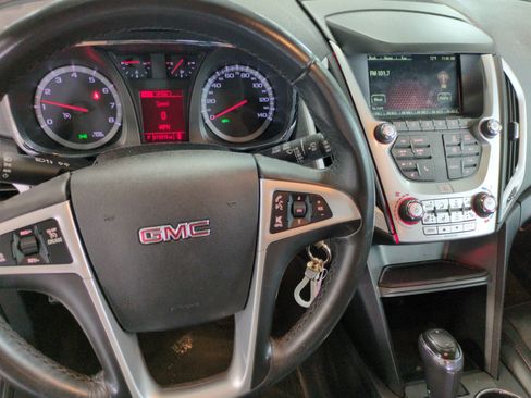 Used 2017 GMC Terrain SLT AWD/4WD image 4