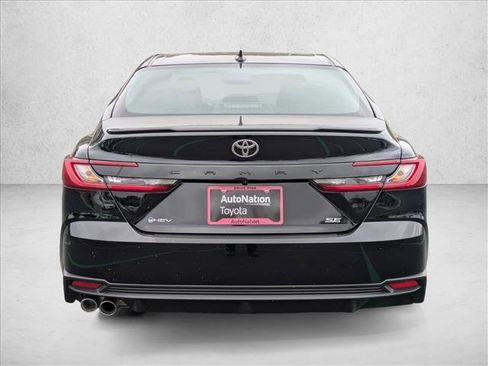 New 2025 Toyota Camry SE image 7