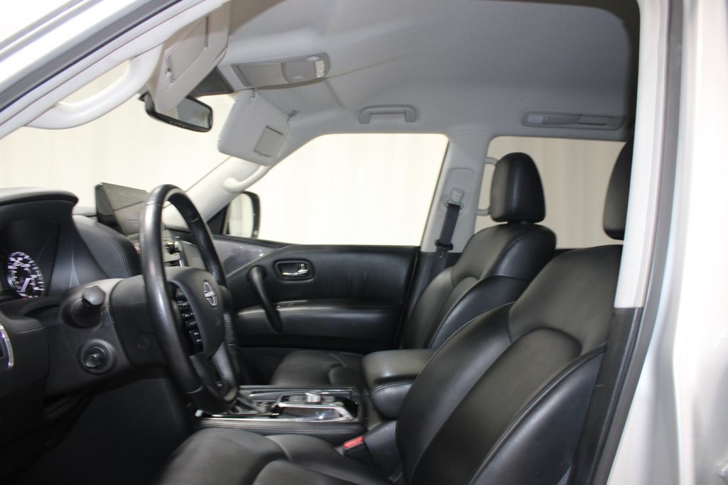 Used 2024 Nissan Armada SV RWD image 13