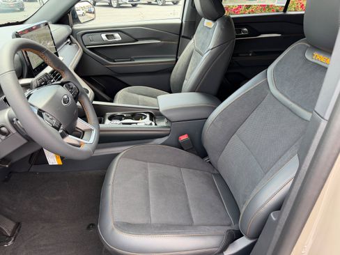New 2026 Ford Explorer Tremor w/ Tremor Convenience Package AWD/4WD image 10