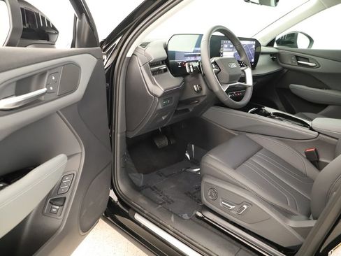 New 2026 Audi Q3 quattro 2.0T AWD/4WD image 14