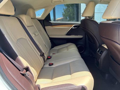 Used 2018 Lexus RX 450h AWD w/ Premium Package image 12
