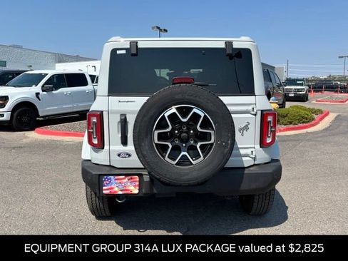 New 2026 Ford Bronco Outer Banks AWD/4WD image 4