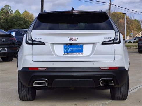 Used 2023 Cadillac XT4 Sport w/ Cold Weather Package image 5